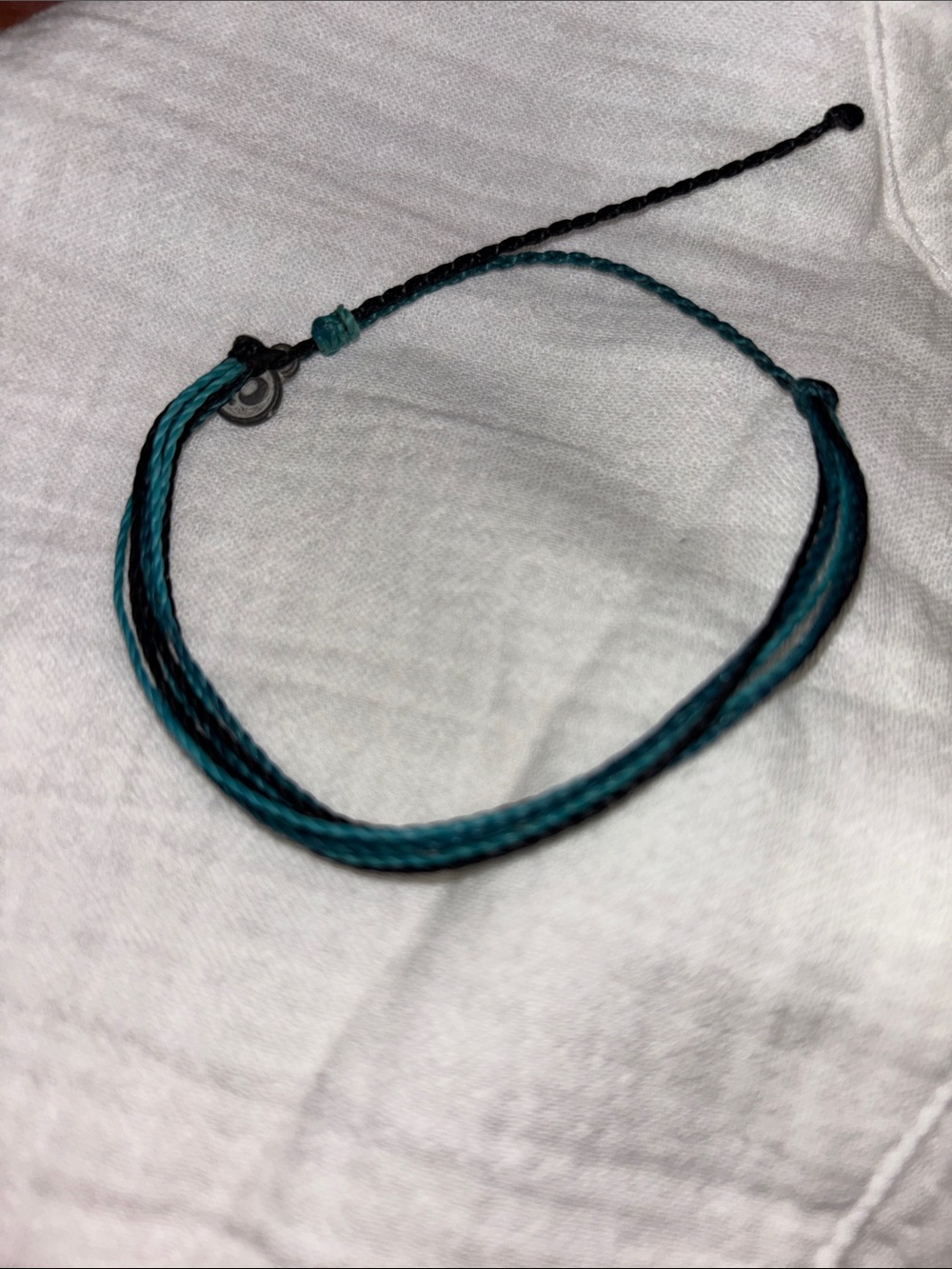 Pura Vida Bracelets, set of 4 Adjustable Multicolor String Bracelets NWOT - Picture 4 of 5